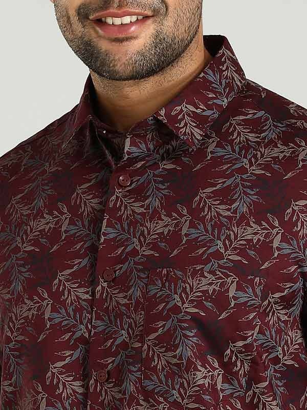 Indian Terrain Men's Regular Fit Full Sleeve Tropical Print Maroon Shirt